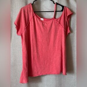 We the Free•asymmetrical cold-shoulder top•women’s medium•cotton/modal•pink